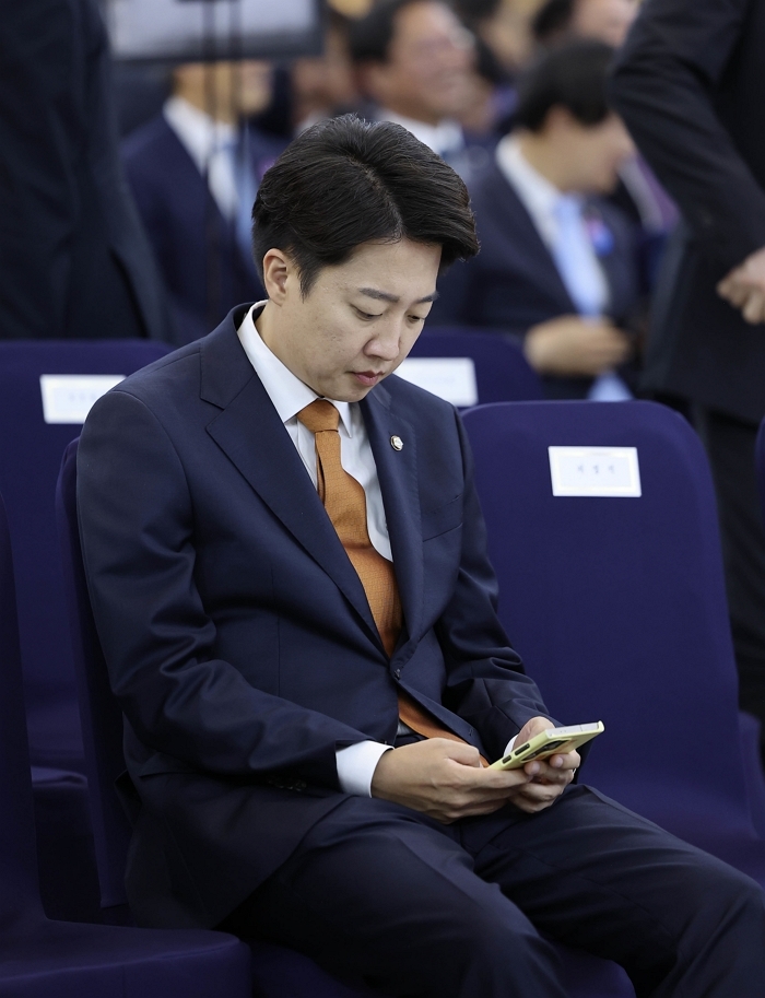 origin_이재명대통령취임선서참석한이준석.jpg
