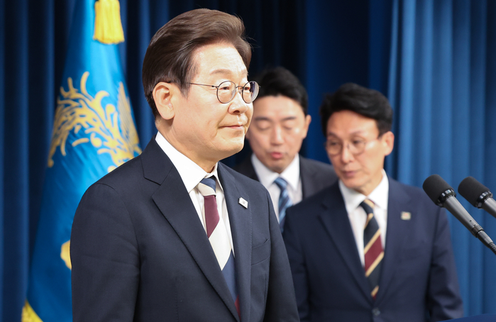origin_취임첫인선발표하는이재명대통령.jpg