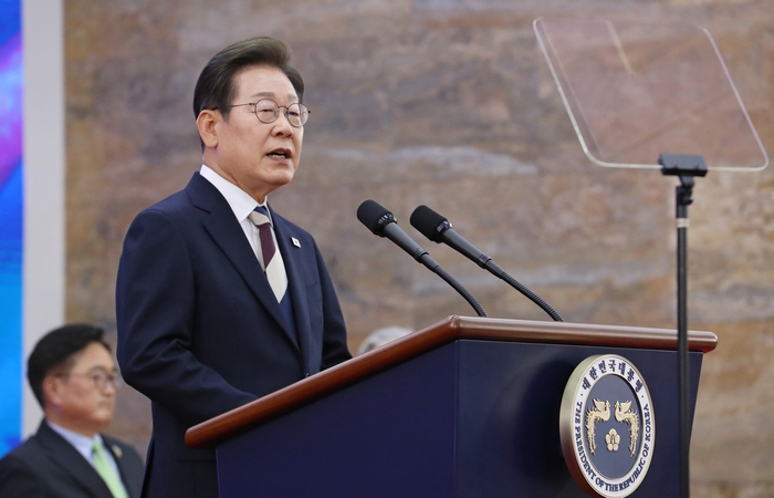 origin_이대통령전쟁걱정없는나라…우리가먼저인한국저력이라면충분.jpg