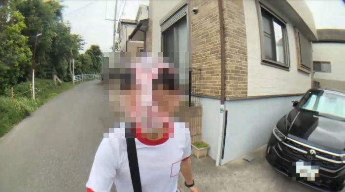 머리에 ‘여성 속옷’ 뒤집어 쓰고 생방송하던 50대 일본남성 ‘긴급체포’