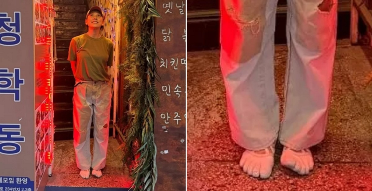 이효리, 발가락 신발 스타일링으로 또 한 번 트렌드 선두! '패피' 인증 완료