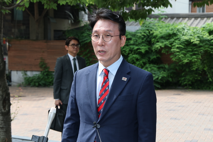 origin_인사청문회준비사무실출근하는김민석국무총리후보자.jpg