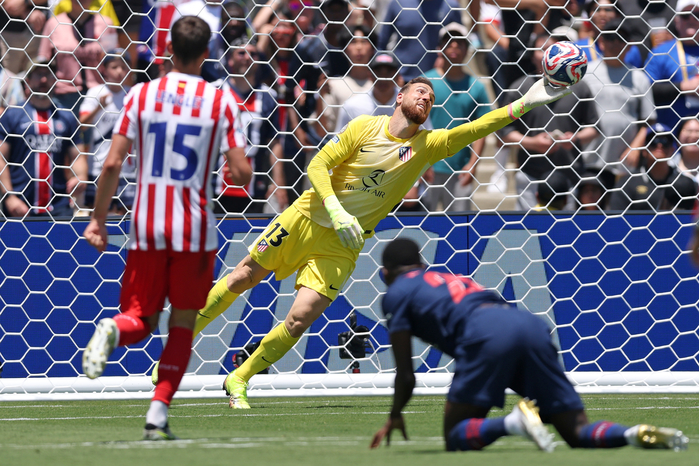 GettyImages-2220301414.jpg