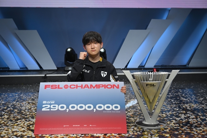 [사진자료2] 우승자 Gen.G 'wonder08' 고원재.jpg