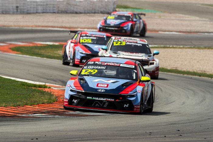 현대차 ‘더 뉴 아반떼 N TCR’,  2025 TCR 월드투어 2라운드 우승