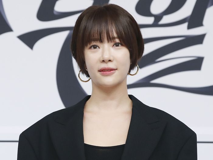 ‘43억 회삿돈 횡령’ 황정음 “재산 처분해 6월 초 모두 갚았다”