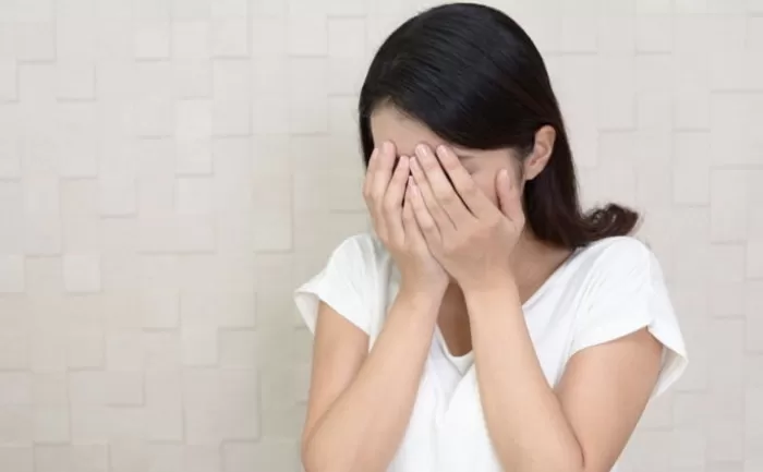 난생처음 아이돌 무대 본 청각장애인 여성이 펑펑 눈물 쏟은 이유 (영상)