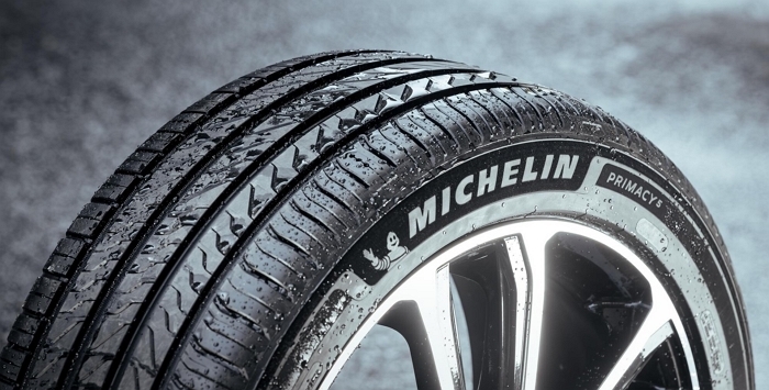 [참고사진2] 미쉐린코리아가 제안하는 장마철 빗길 안전운전 팁.jpg