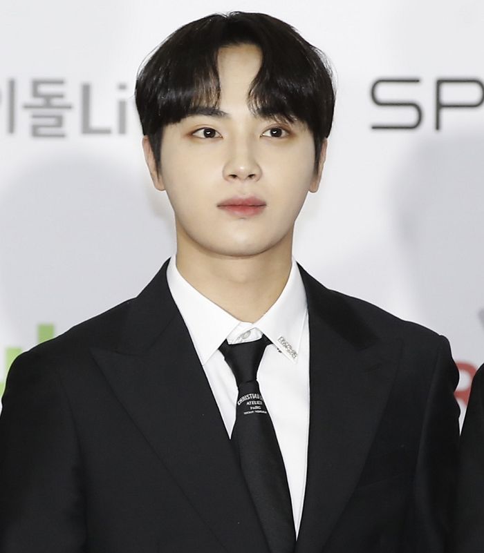 “성매매 의혹·더보이즈 탈퇴, 모두 사실 아냐”... 법적 조치 예고한 주학년