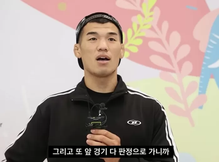 유튜브 채널 이교덕에 달린 댓글을 통해 세계 최고의 종합격투기 무대인 UFC에서 우승한 고석현 선수의 미담이 전해졌다. 유튜브채널 이교덕 캡처