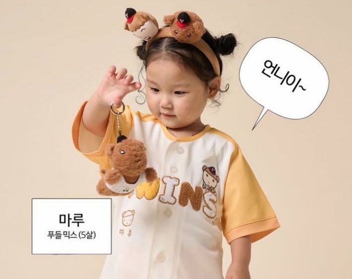 ‘선수 딸’ 모델로 썼다가... 실사판 ‘마루는 강쥐’ 비주얼로 귀엽다고 난리 난 LG트윈스 굿즈 광고