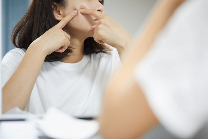 얼굴에 난 ‘여드름’ 손으로 눌러 짠 소녀... 호흡기달고 치료했지만 ‘패혈성 쇼크’로 숨져