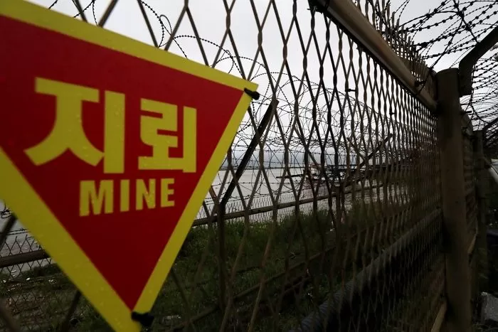 한국 땅에 숨겨진 지뢰의 진실... 발견 시 대처법은?