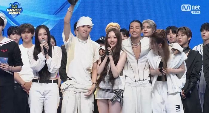 신세계 3세 애니 그룹 ‘올데이 프로젝트’, 데뷔 10일 만에 ‘엠카운트다운’서 1위