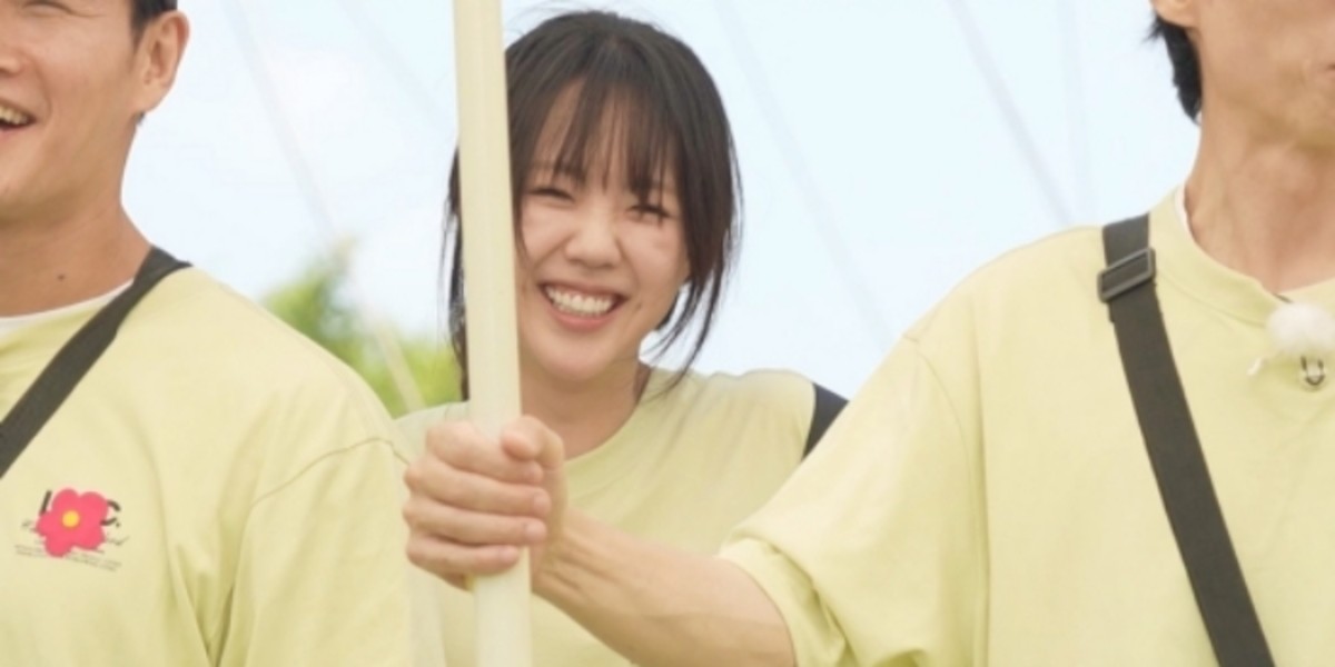 다 내려놓은 '<b>런닝맨</b>' <b>지예은</b>, 촬영 중 장트러블로 비상... "시원하게 방...