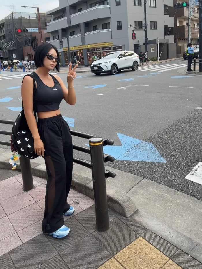 이상화, 은퇴 후에도 여전한 몸매... 브라톱+트레이닝룩으로 ‘국대 피지컬’ 뽐냈다