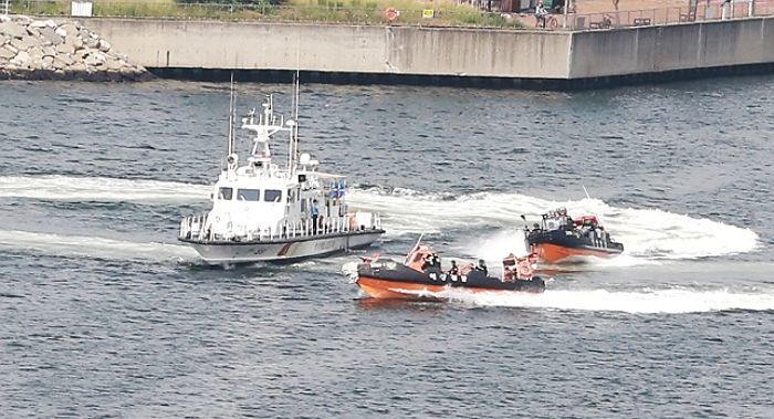 인천 경인아라뱃길 수로서 20대 남성 숨진 채 발견