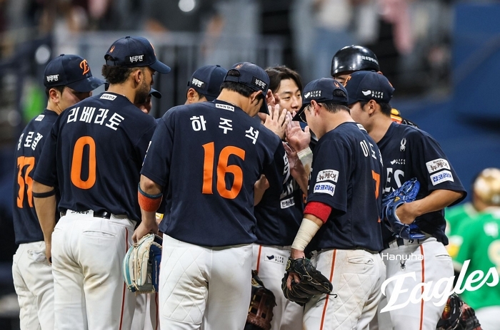 origin_돌풍의한화33년만에전반기1위확정.jpg