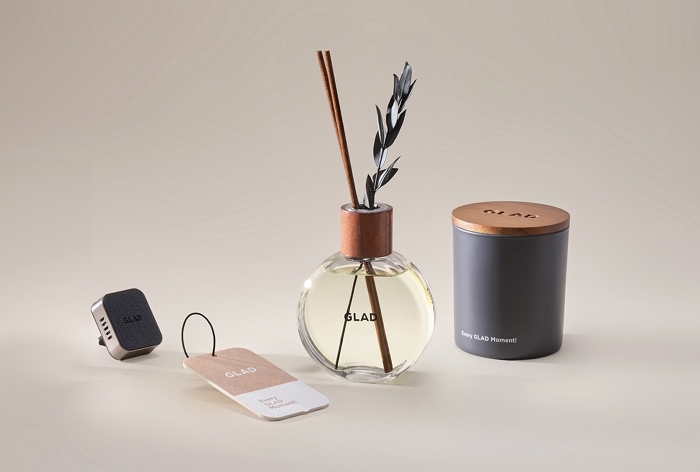 패키지 혜택으로 제공하는 글래드 시그니처 센트 시리즈(디퓨저, 캔들,차량용 방향제, 종이방향제).jpg