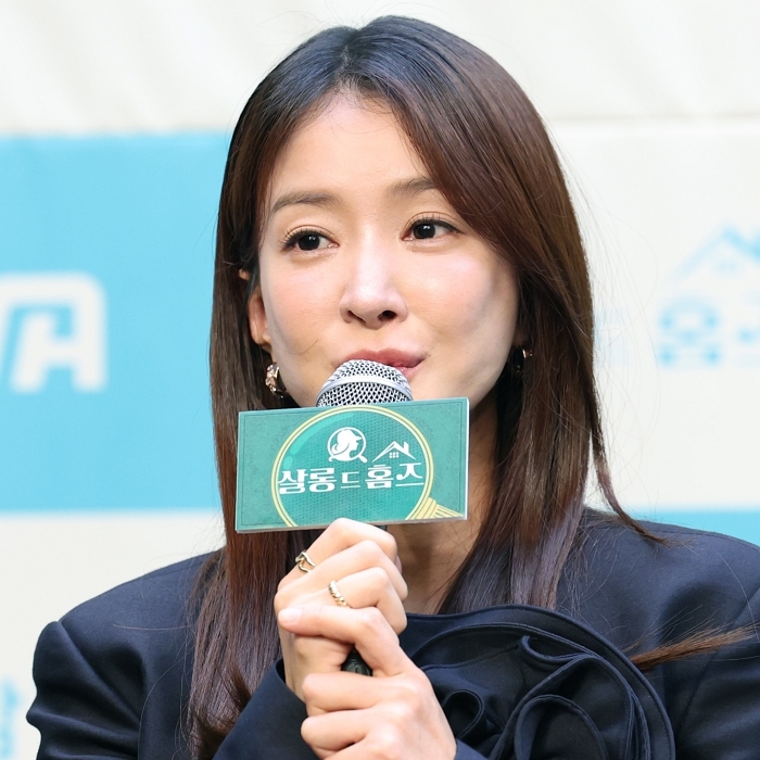 origin_이시영6년만에브라운관복귀.jpg