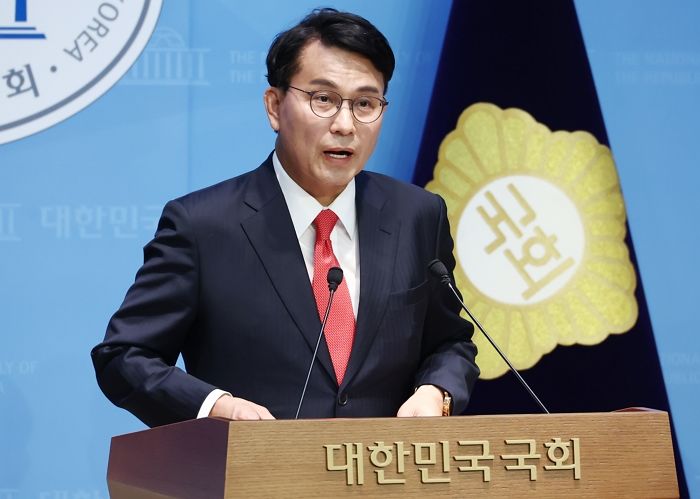 김건희 특검팀, 국힘 윤상현 의원 ‘자택’ 전격 압수수색