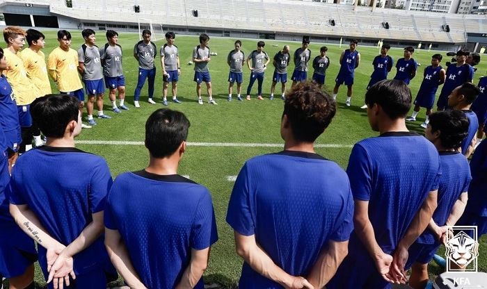 중국과 ‘서열 정리’ 마친 홍명보호, 38도 폭염 속에서 회복 훈련... 9일 오후 다시 훈련 시작