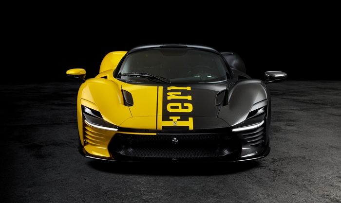 “제로백 단 2.85초”... 페라리, 단 하나뿐인 ‘데이토나 SP3 테일러 메이드’ 공개