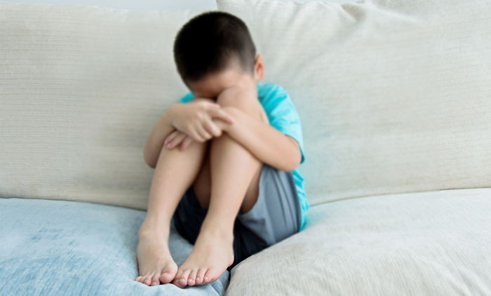 3개월 동안 방치돼 ‘영양실조’ 걸린 삼형제... 20대 부부, 아동수당으로 게임 아이템 사