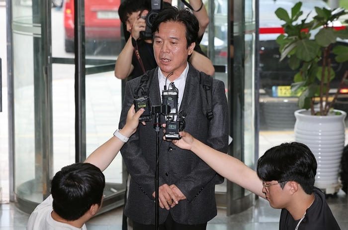origin_인사청문회준비사무실로출근한김영훈장관후보자.jpg