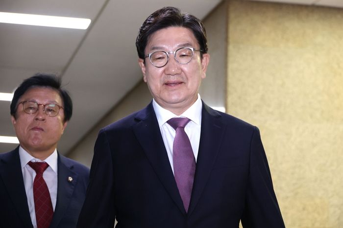 권성동 “안철수는 ‘하남자’ 리더십... 당 위기 극복 못할 것”