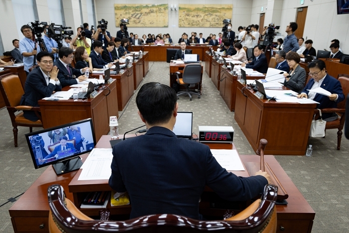 origin_교육위AI교과서교육자료격하법안의결.jpg