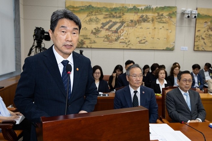 origin_이주호교육부장관AI교과서교육자료격하심히유감.jpg