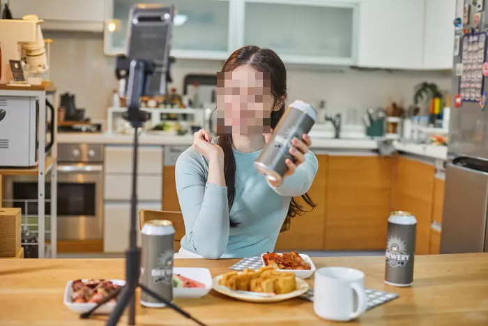유튜버,크리에이터,브이로그,구독자,콘텐츠