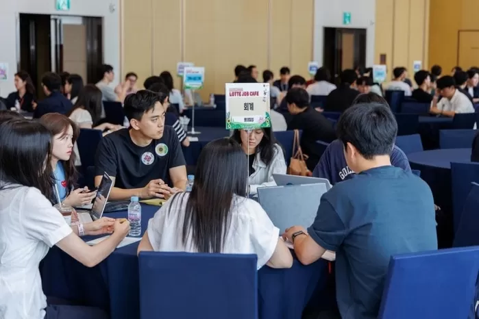 롯데그룹, 채용박람회 집카페 열어 2025.7.14 [롯데그룹 제공. 재판매 및 DB 금지]