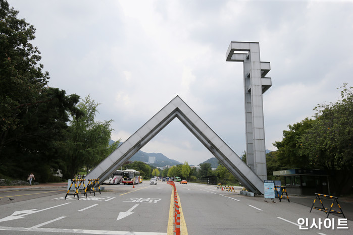 선택된 이미지