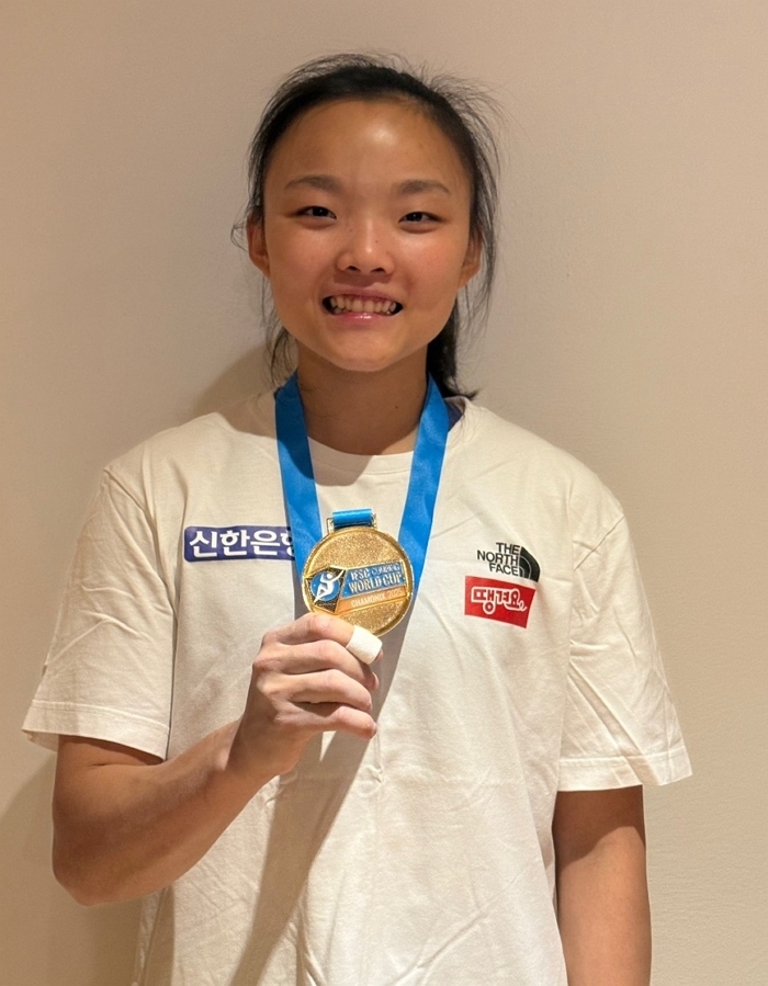 6년 만에 같은 무대서... 노스페이스 애슬리트팀 소속 서채현 서채현, 샤모니 월드컵 금메달 쾌거