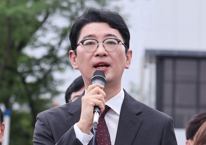 주진우 “보좌진, 강선우의 쓰레기 치우며 모멸감 느꼈을 듯... 2차 가해도”