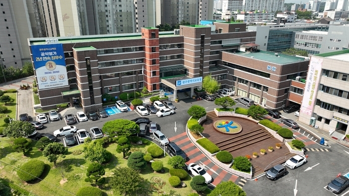 origin_참고서베낀시험문제교사2명이더검토했는데도몰랐다.jpg