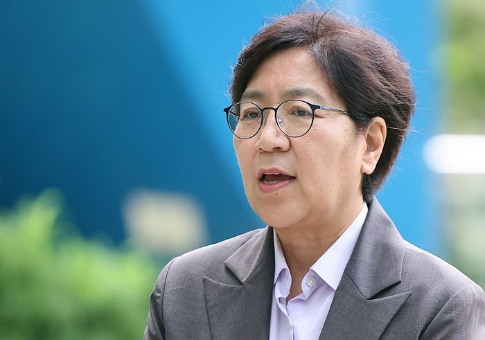 ‘배우자 코로나 수혜주’ 의혹받는 정은경 보건복지부 장관 후보자, 경찰 수사 착수