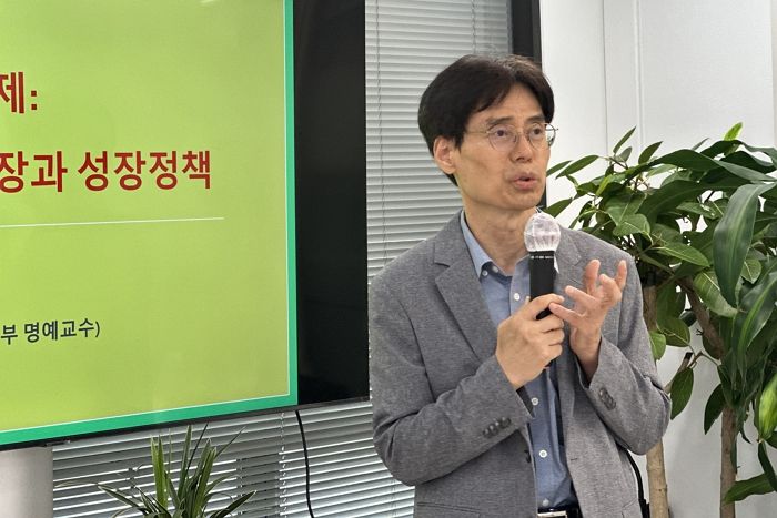 김세직 교수 “한국 경제, 5년마다 1%씩 하락...2025년 제로성장 진입”
