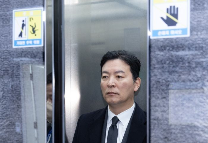 대통령 경호처, ‘尹 호위무사’ 김성훈 전 차장 전원일치 파면 결정