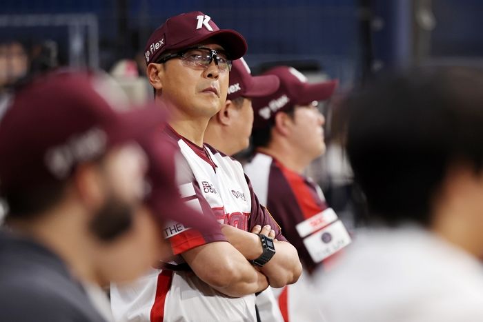 키움 사령탑 물러나는 홍원기... 팬들에게 전한 ‘작별인사’ 봤더니