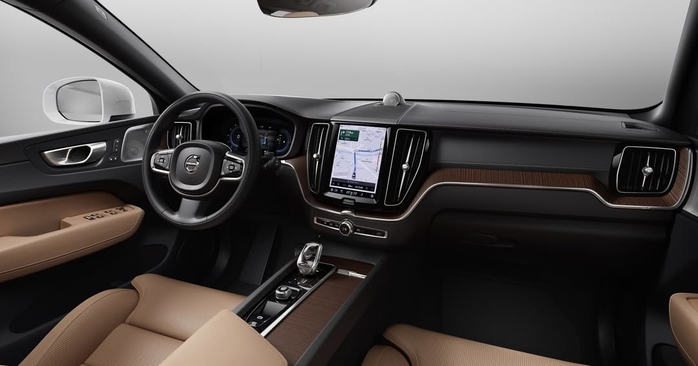 [베스트셀링 SUV ‘XC60’ 2025년식 모델 출시]파워트레인 업그레이드를 통해 연비를 개선하고 저공해 2종 인증을 받은 XC60은 공영주차장 및 공항 주차장 할인과 (1).jpg