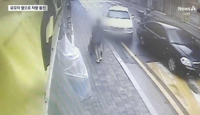70대가 몰던 승용차 인도 돌진해 유모차 탄 아이 포함 3명 부상... “브레이크 이상” 주장