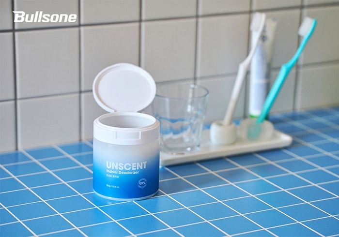 [사진자료] 불스원, 냄새 원인 분자를 제거하는 언센트 탈취제 출시 2.jpg