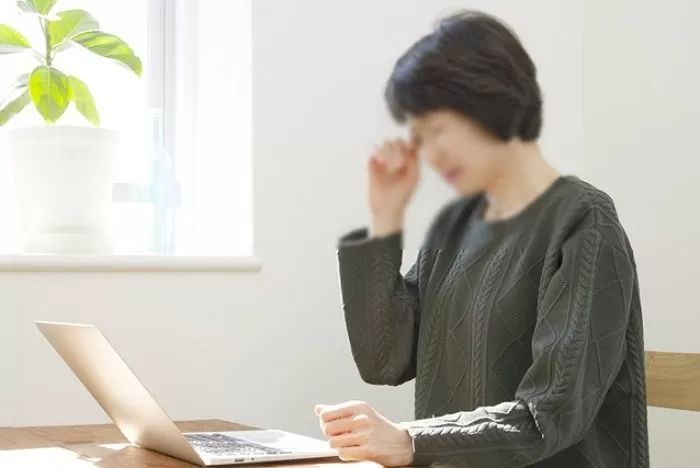 “담배 피우는 딸, 술집 여자 같다던 엄마”... 20대 딸과 충돌한 사연