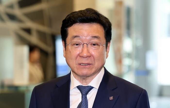 origin_취재진질문에답하는이찬희삼성준감위원장.jpg