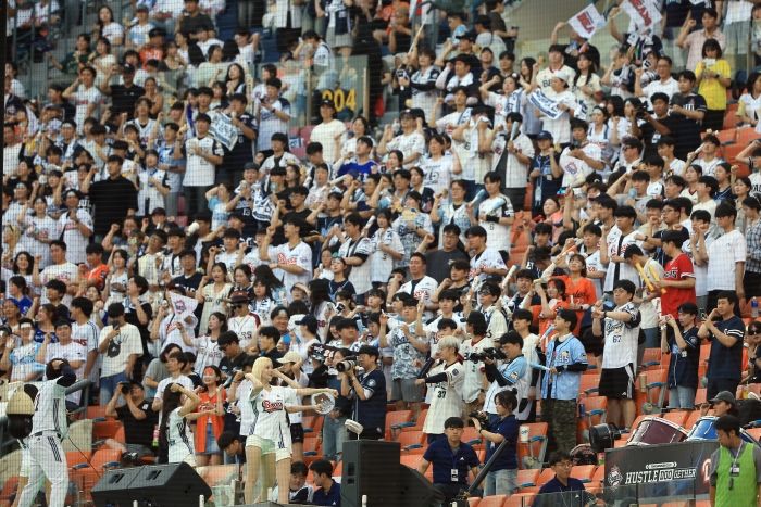 “역시 한국 최고 인기 스포츠” 프로야구, 465경기 만에 800만 관중 돌파