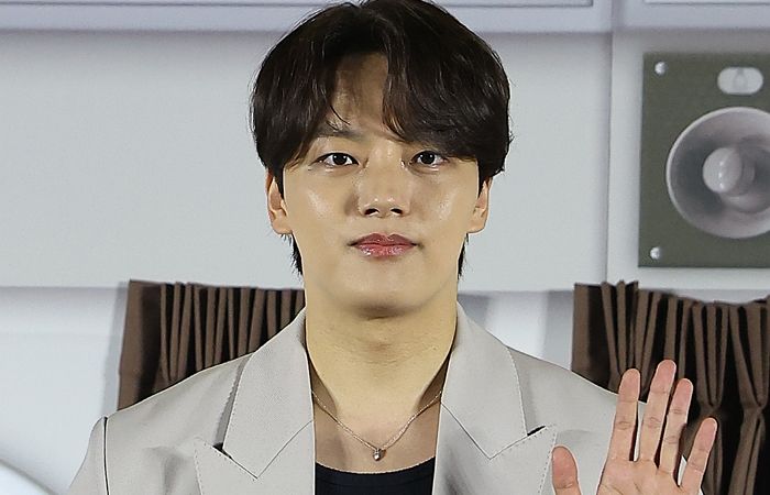 여진구, ‘19금 SNS 팔로우 논란’의 전말 밝혀졌다... “소속사 직원의 클릭 실수”