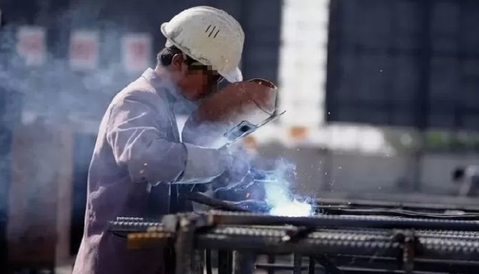 김포 공장서 야근 후 숨진 20대 외국인 노동자... 경찰, 부검없이 ‘사건 종결’
